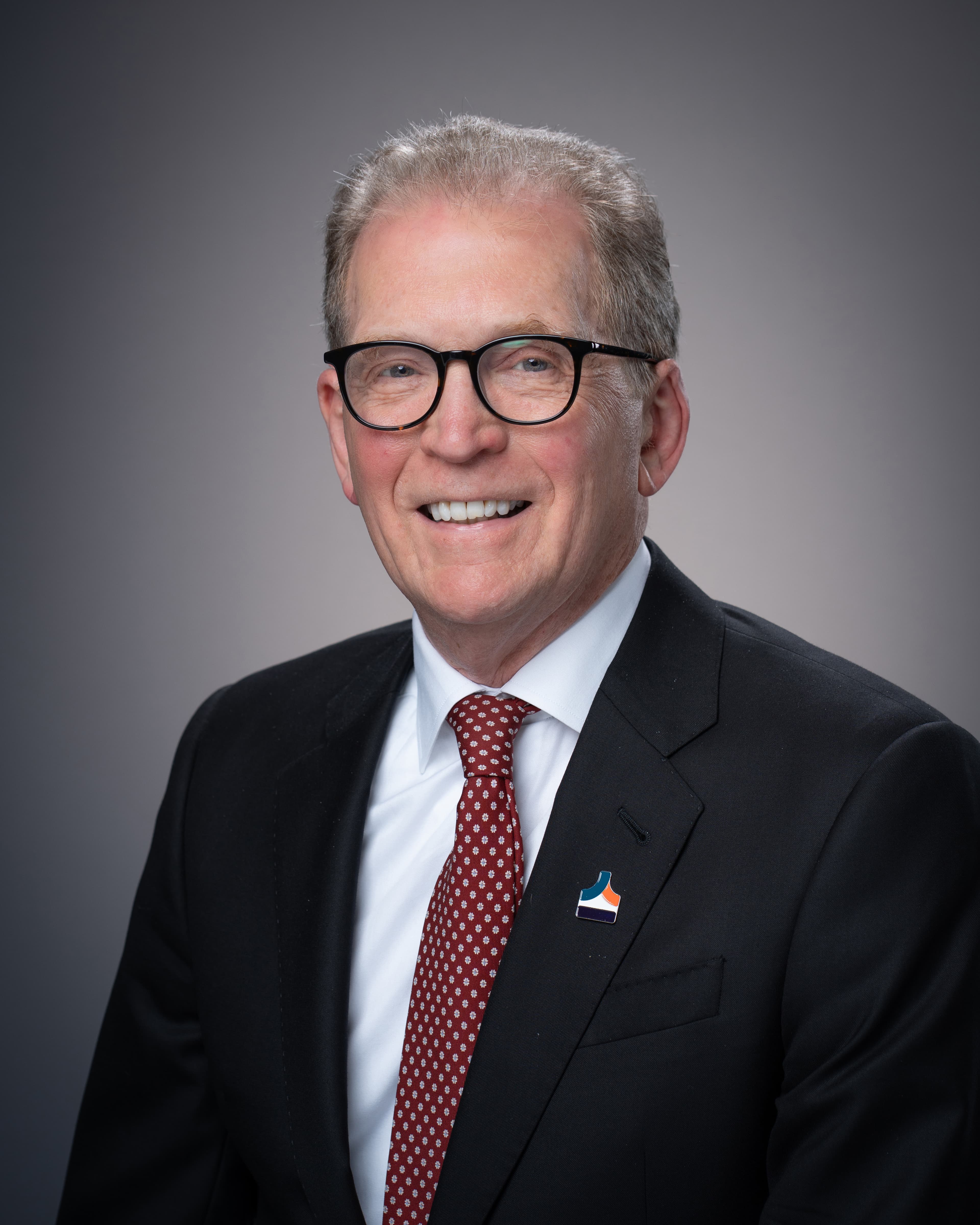 Lloyd Minor, MD
